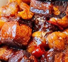 Braised Pork with Small Potatoes