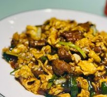 Sour Stir-Fried Egg with Wood Ear Mushrooms