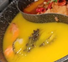 Tomato Beef Shank Sea Cucumber Abalone Hot Pot