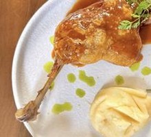 French Classic Confit Duck Leg with Orange Juice