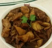 Red Wine Braised Beef