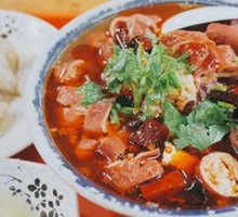 Braised Pork and Steamed Bun