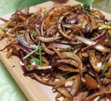 Cubed Lamb with Naan