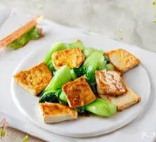 Pan-fried Tofu with Baby Bok Choy