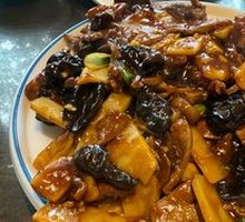 Stir-Fried Three Delicacies