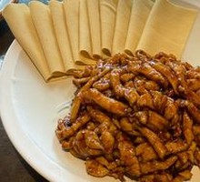 Beijing-style Shredded Pork in Soy Sauce