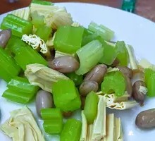 Fermented Bamboo Shoots with Peanut