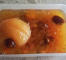Braised Pear with Rock Sugar and Silver Ear Fungus