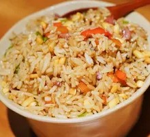 Chicken Mushroom, Nuodeng Ham, and Water Bamboo Fried Rice