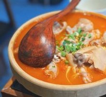 Yellow Tomato Red Sour Pork Trotters