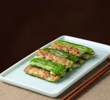 Stuffed and Pan-Fried Chili Peppers