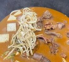 Stewed Goose in Iron Pot
