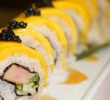 Foie Gras Mango Roll