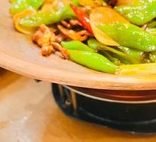 Stir-fried Pork with Chili