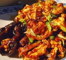 Sour Stir-Fried Egg with Wood Ear Mushrooms