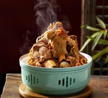 Signature Sauce Bone-in Pork Ribs