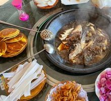 Stove-Braised Bighead Fish
