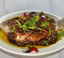 Stir-Fried Sea Bass with Garlic