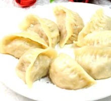 Pork and Corn Vegetable Steamed Dumplings