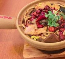 Spicy Sliced Blood Curd with Oil Pouring