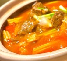 Tomato Soup with Beef Brisket