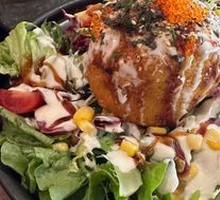 Spicy Potato Mashed with温泉 Egg Salad