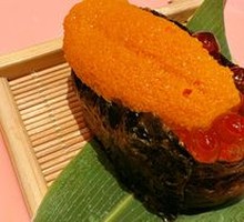 Sea Urchin and Salmon Roe Sushi