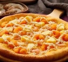 Sweet Shrimp Pineapple Pizza