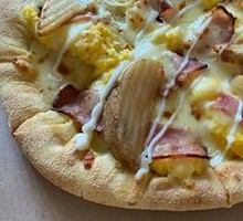 American-style Bacon & Potato Pizza
