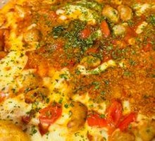 Classic Italian Meat Sauce Pizza