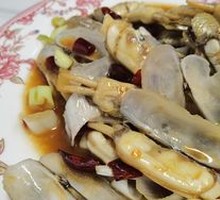 Scallion and Ginger Stir-fried Bohai Bay Clams