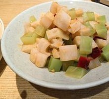 Stir-fried Lotus Root and Asparagus Cubes