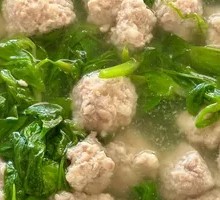 Vegetable Dumpling Soup