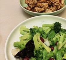 Assorted Vegetables in Small Hanging Pot