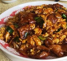 Sour Stir-Fried Egg with Wood Ear Mushrooms