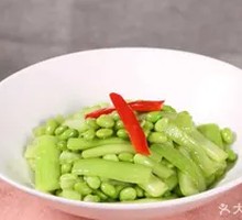 Loofah and Edamame Stir-Fry