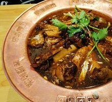 Small Pot of Lamb Bone Sticks