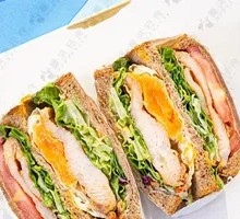 Single Pan-Seared Chicken Breast Sandwich