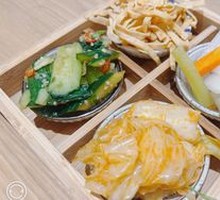 Four-Grid Assorted Vegetables