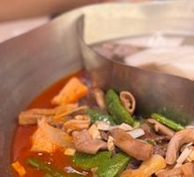 Special Beef Offal Yum-Yum Pot