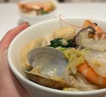 Fujian Seafood Noodles in Brown Sauce