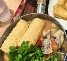 Spicy Sour Soul Noodle Soup with Fried Sauce