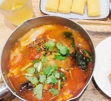 Tomato Snowflake Beef Brisket Rice Noodles