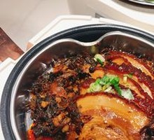 Mei Cai Braised Pork Rice Bowl