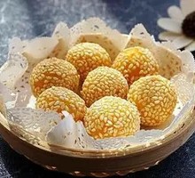 Crispy Sesame Balls