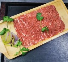 Handcrafted Freshly Sliced Lamb Leg Meat