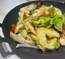 Spicy Stir-Fried Cabbage
