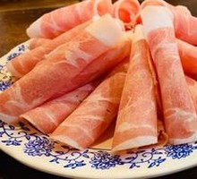 Machine-cut frozen lamb