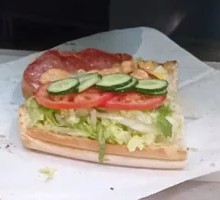 Egg-flavored Salami Sandwich