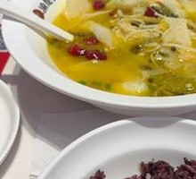Spicy Fish with Pickled Cabbage (Boneless)